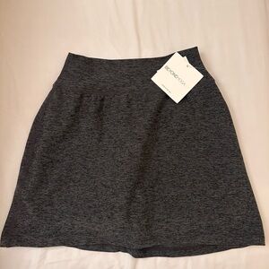 NWT - Beyond Yoga Women's Spacedye Movement Skirt - Gray